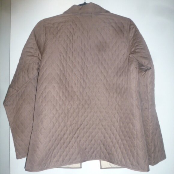 Gear for Sports Lightweight Quilted Jacket – Women’s Small (Mocha / Light Brown) - Picture 4 of 14